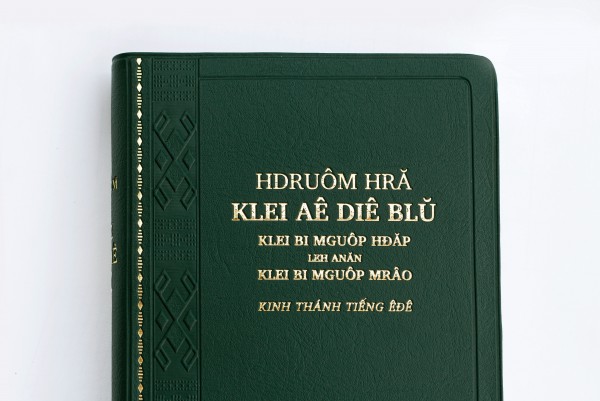 Kinh Thánh tiếng Ê Đê